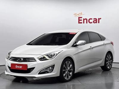 2012 Hyundai i40