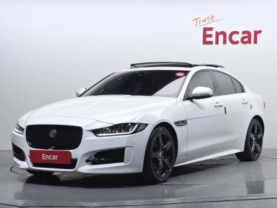2017 Jaguar XE