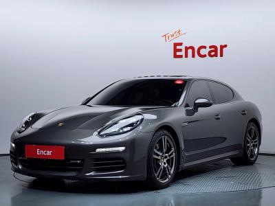 2014 Porsche Panamera