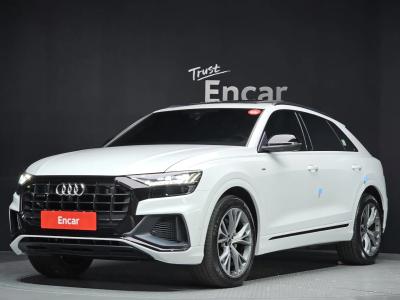 2022 Audi Q8