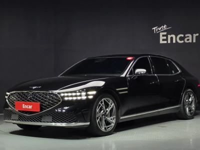 2022 Genesis G90