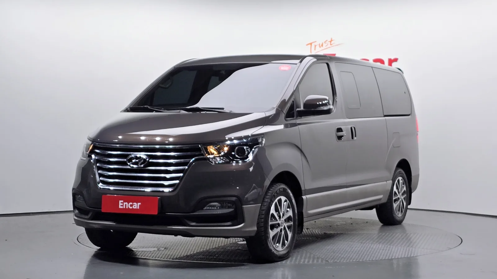 2019 Hyundai Starex