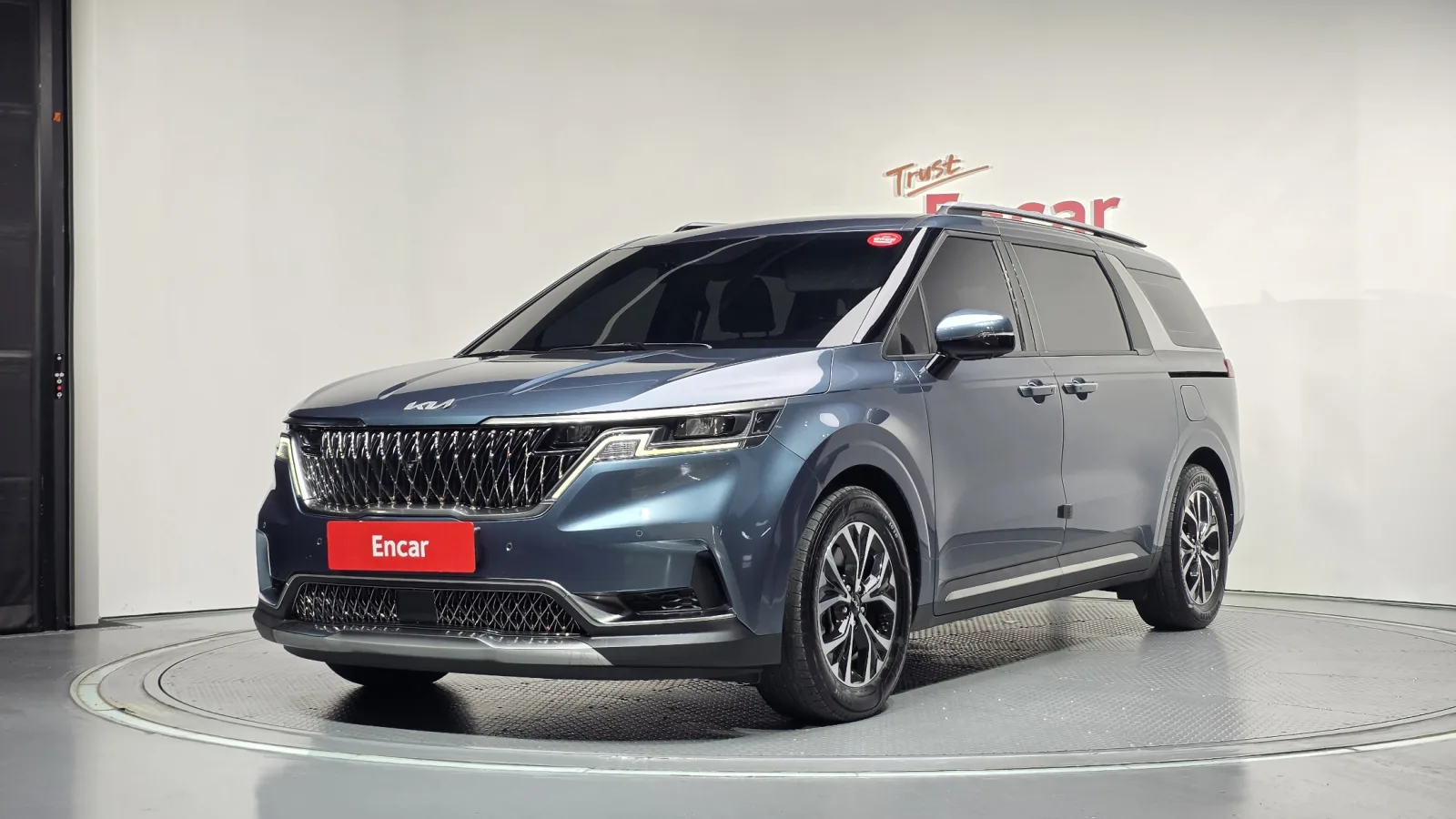 2023 Kia Carnival