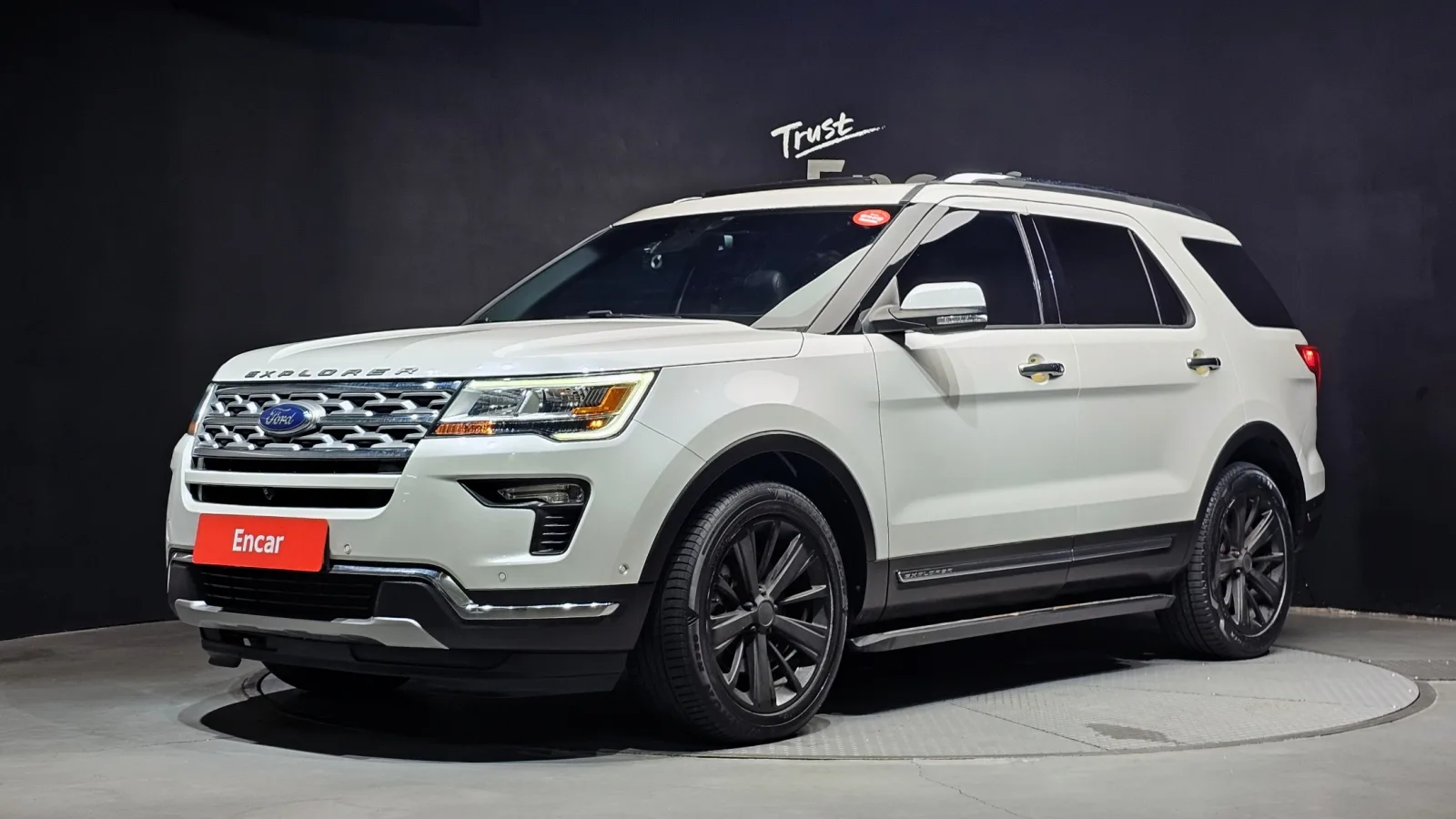 2019 Ford Explorer
