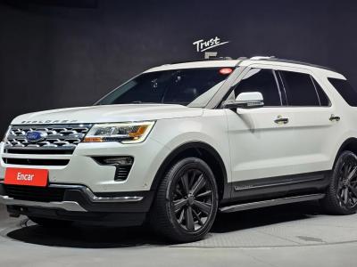 2019 Ford Explorer