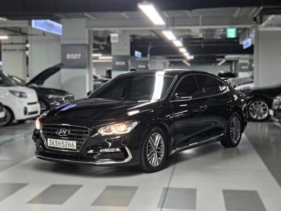 2018 Hyundai Grandeur