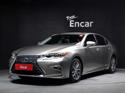 2017 Lexus ES