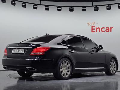 2012 Hyundai Equus