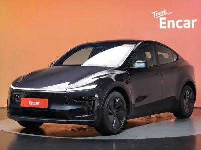 Tesla Model Y 2026