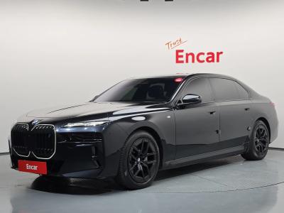 2024 BMW i7