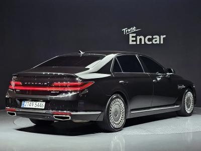 2019 Genesis G90