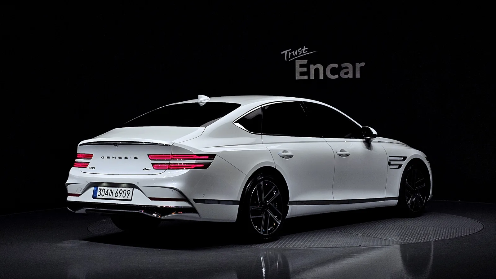 2026 Genesis G80