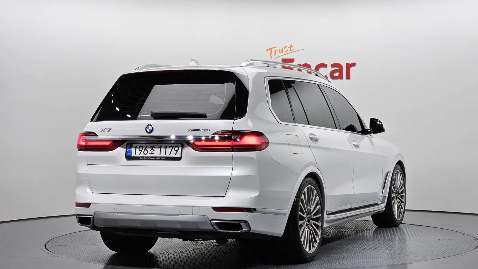 2022 BMW X7