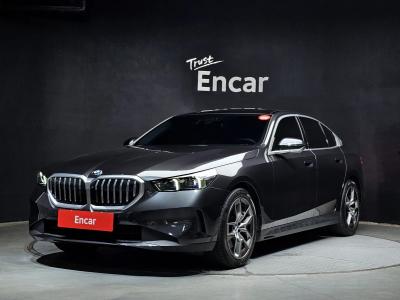 2025 BMW 5-Series