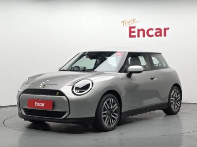 Mini Cooper 2024