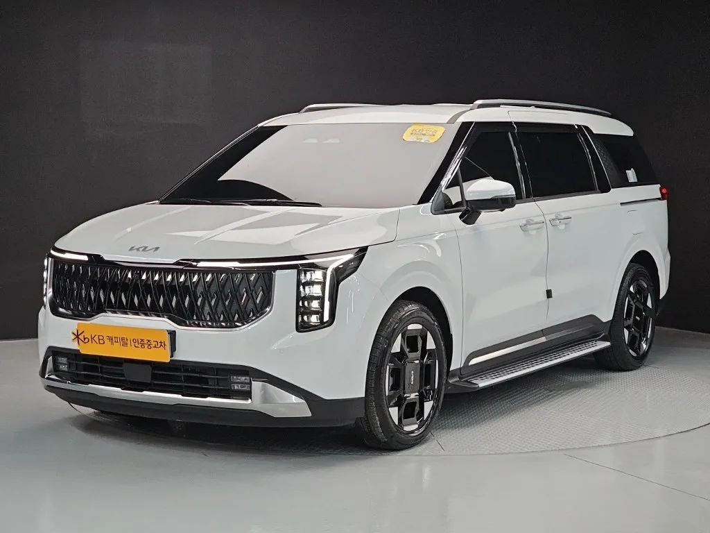 2025 Kia Carnival
