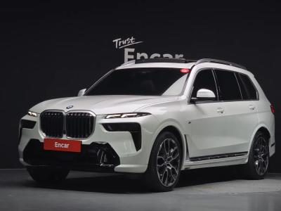2023 BMW X7
