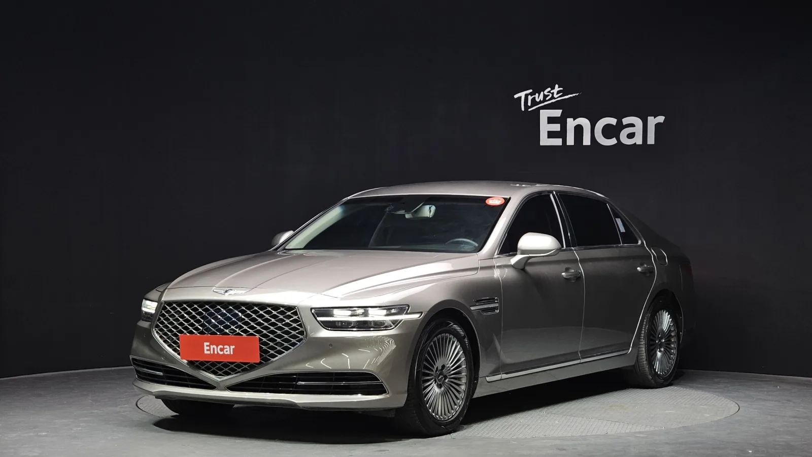 2019 Genesis G90