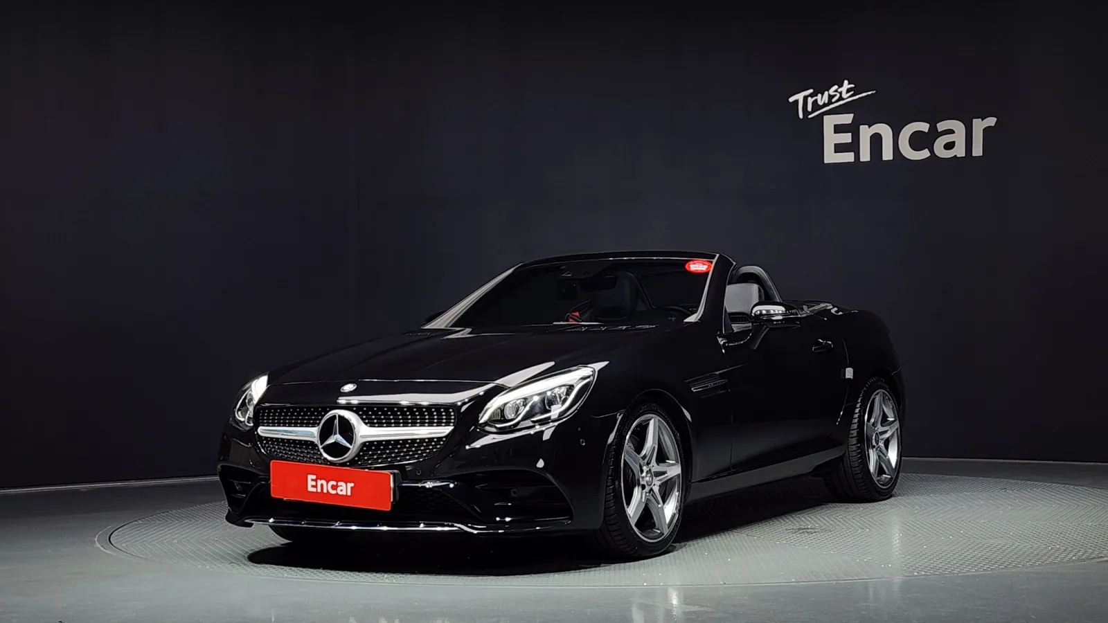 2017 Mercedes-Benz SLC-Class