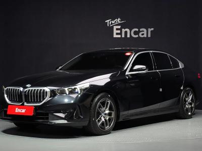 2025 BMW 5-Series