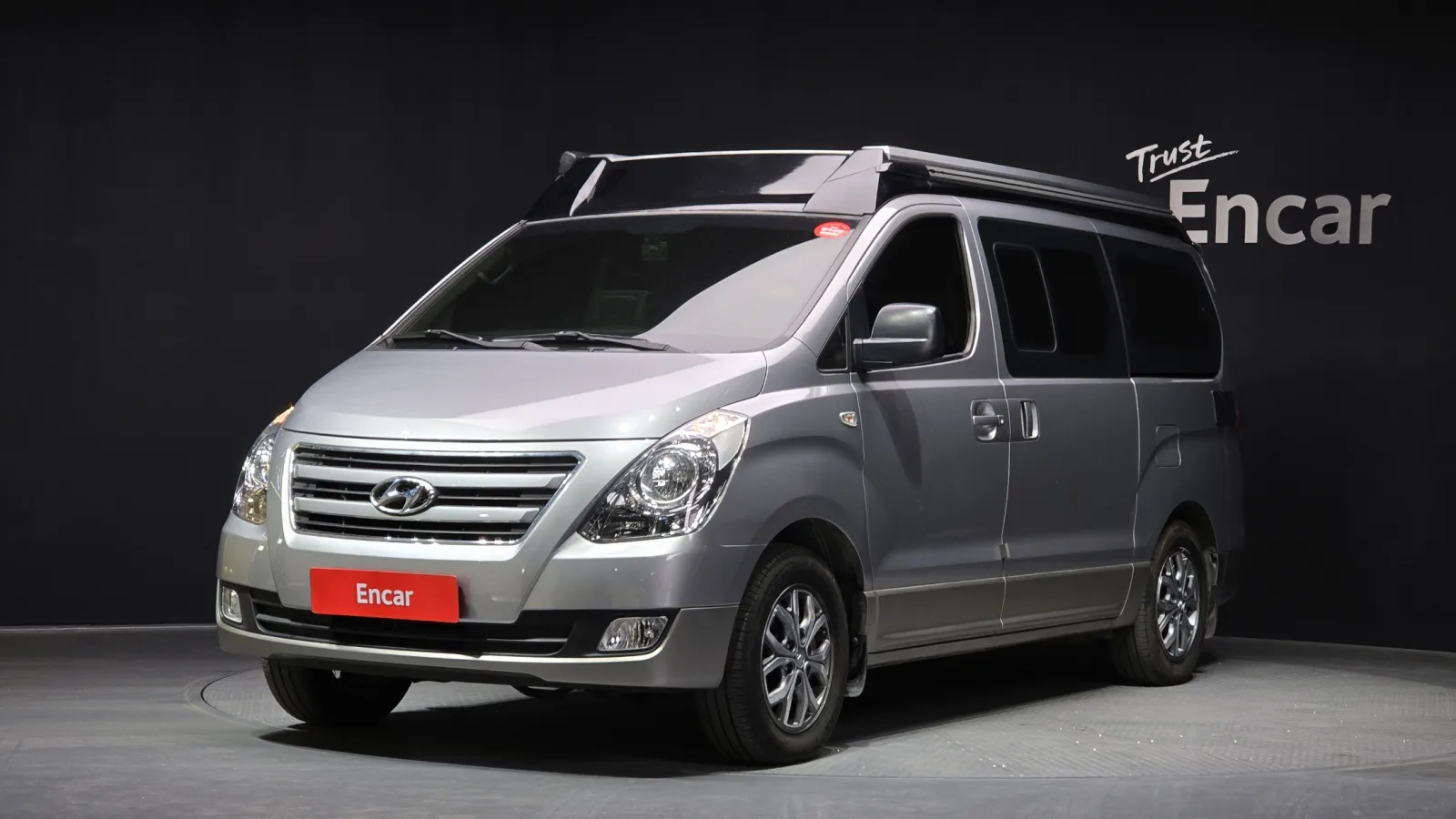 2018 Hyundai Starex