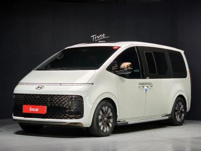 2023 Hyundai Staria