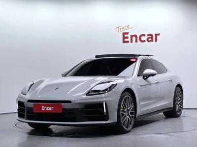 2025 Porsche Panamera