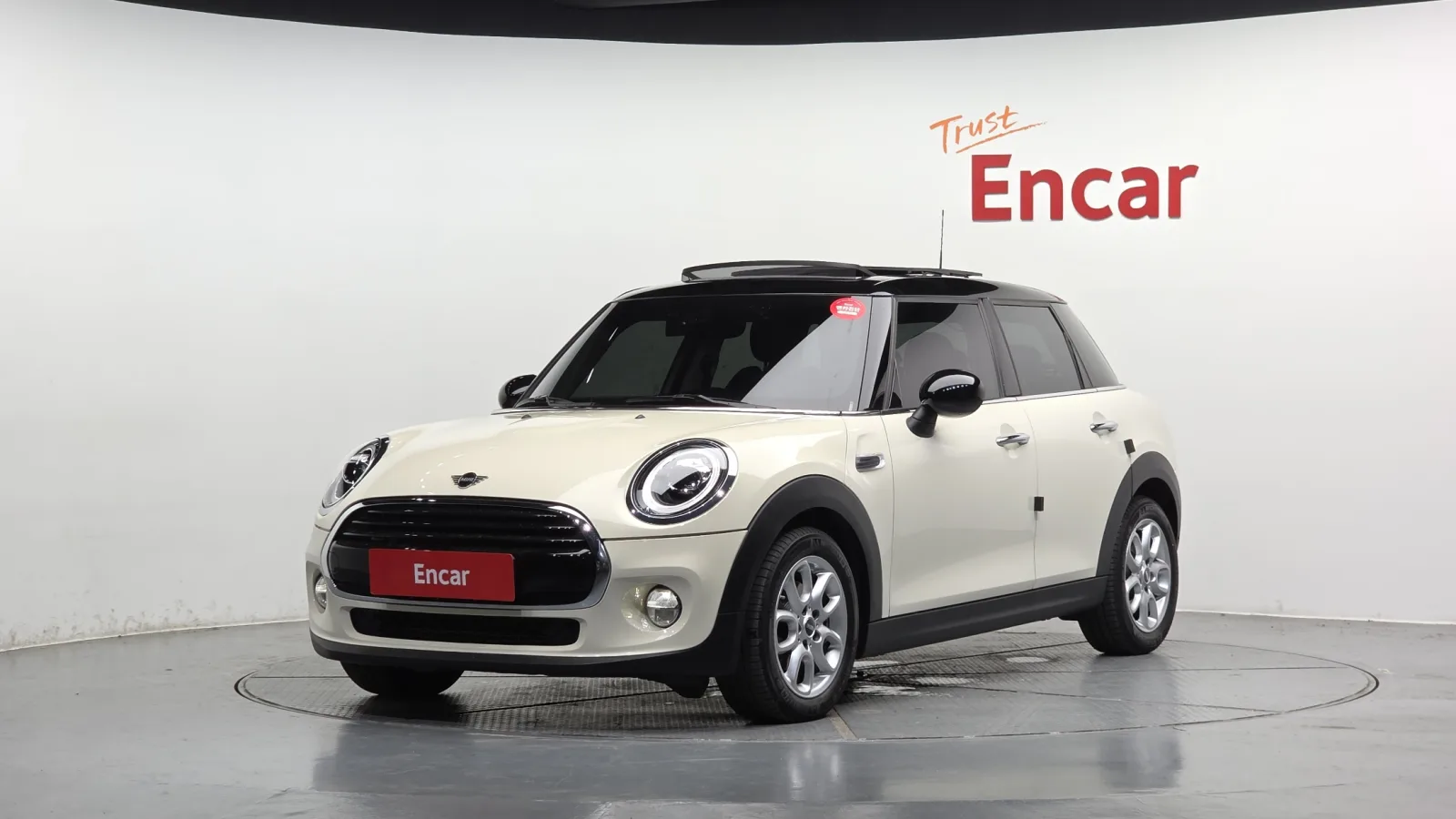 2019 MINI Cooper