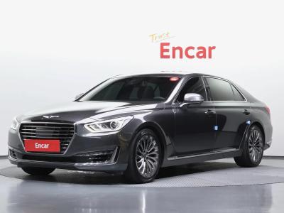 2018 Genesis EQ900