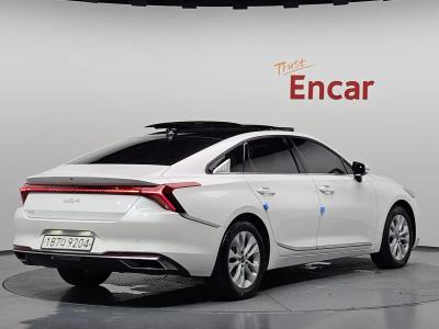 2022 Kia K8