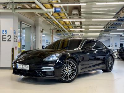 2021 Porsche Panamera