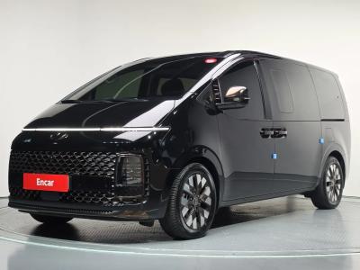 2022 Hyundai Staria