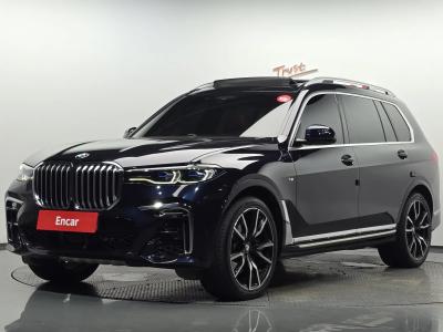 2021 BMW X7