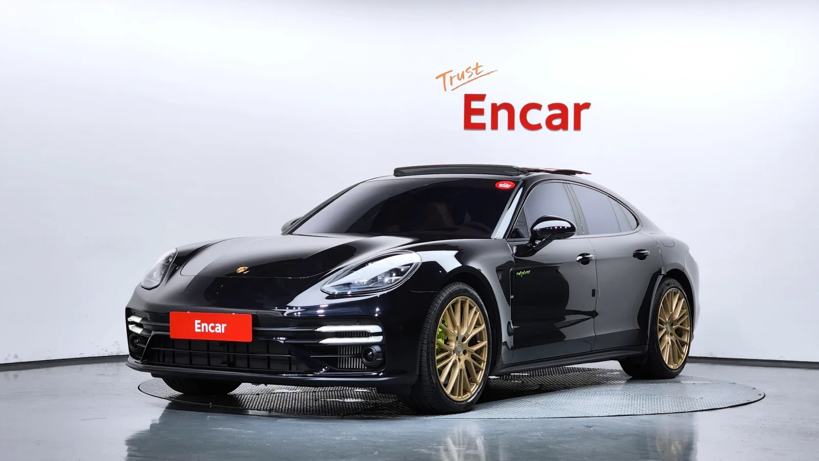 2023 Porsche Panamera