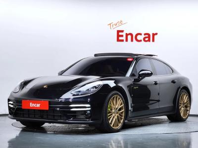 2023 Porsche Panamera