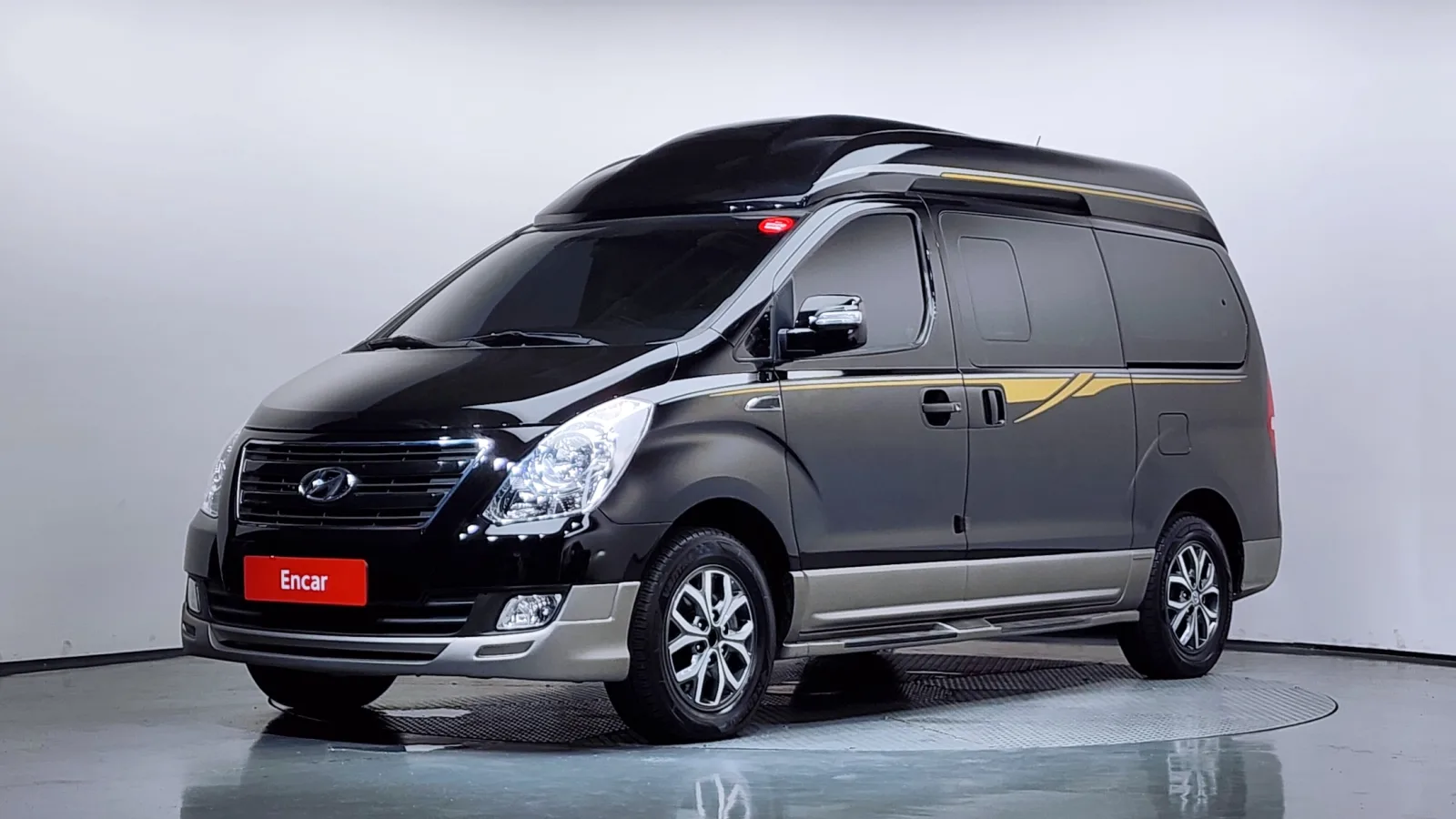 2016 Hyundai Starex
