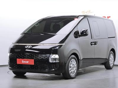 2025 Hyundai Staria