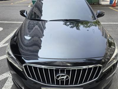 2015 Hyundai Aslan