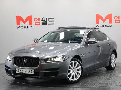 2018 Jaguar XE