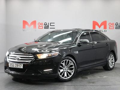 2013 Ford Taurus