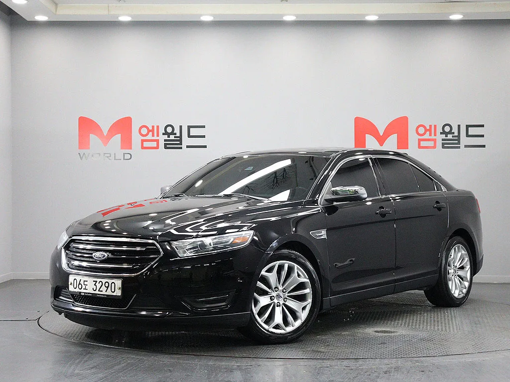 2016 Ford Taurus
