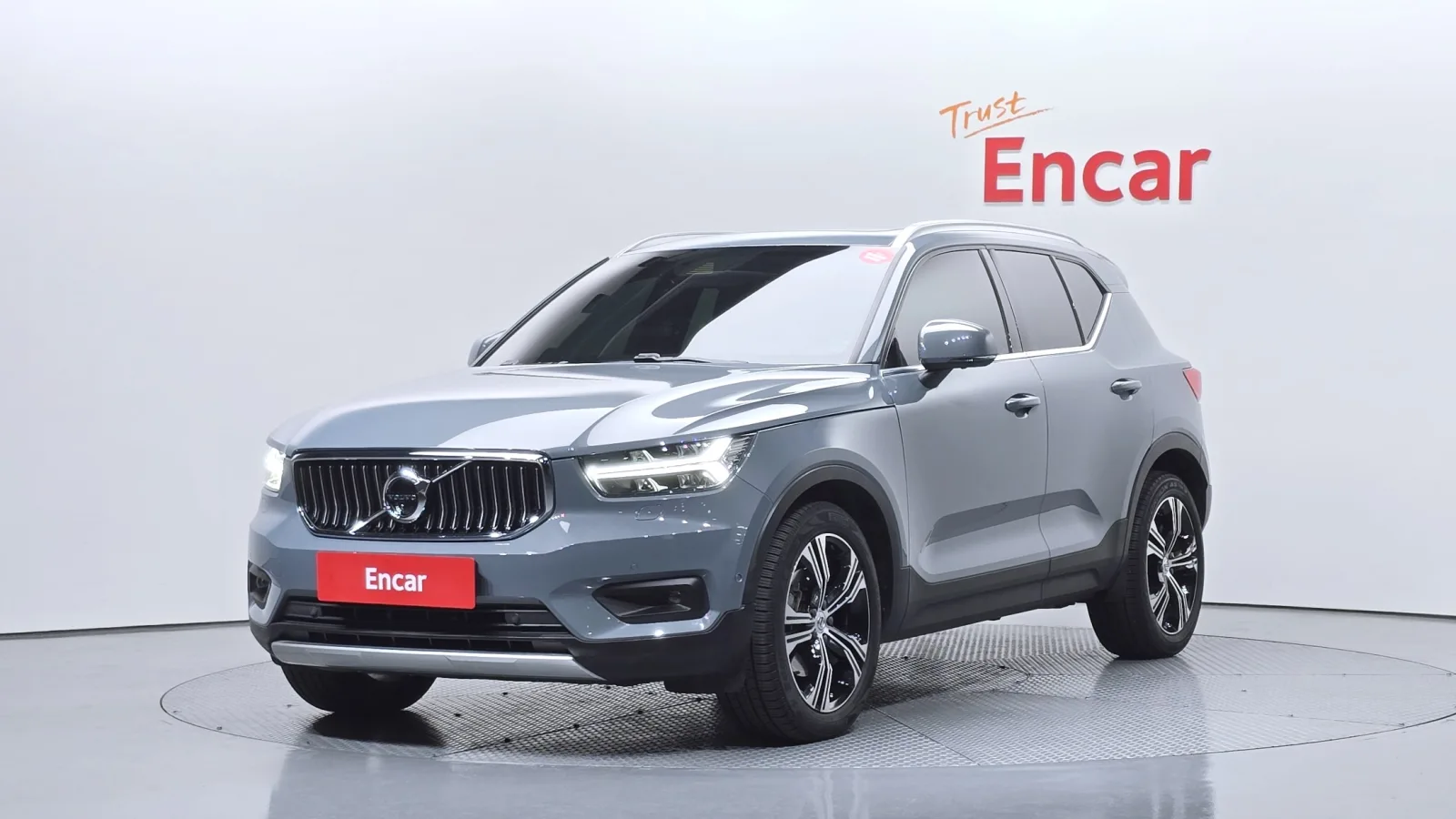 2021 Volvo XC40