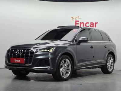 2021 Audi Q7
