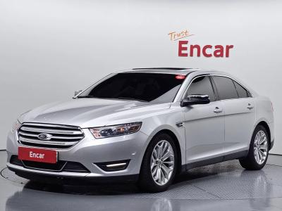 2014 Ford Taurus