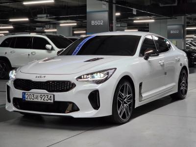 2023 Kia Stinger