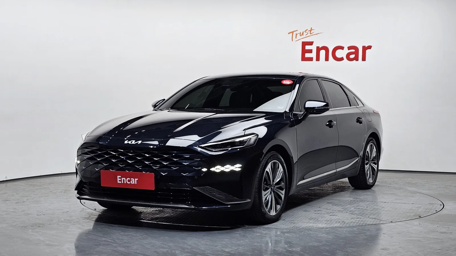 2023 Kia K8