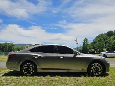 2010 Hyundai Equus