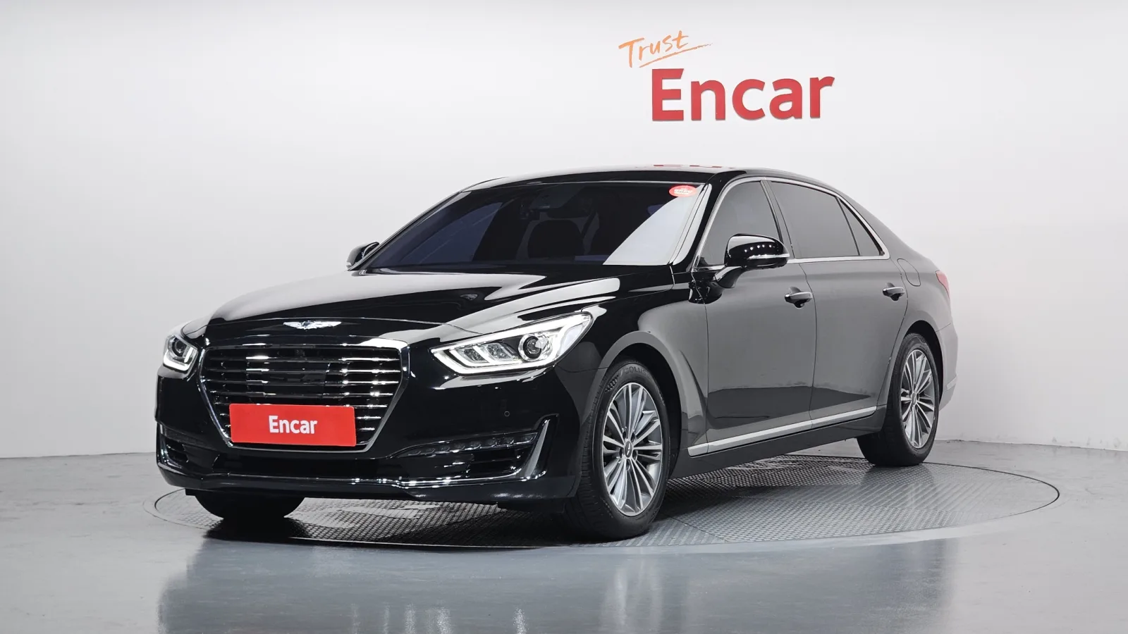 2016 Genesis EQ900