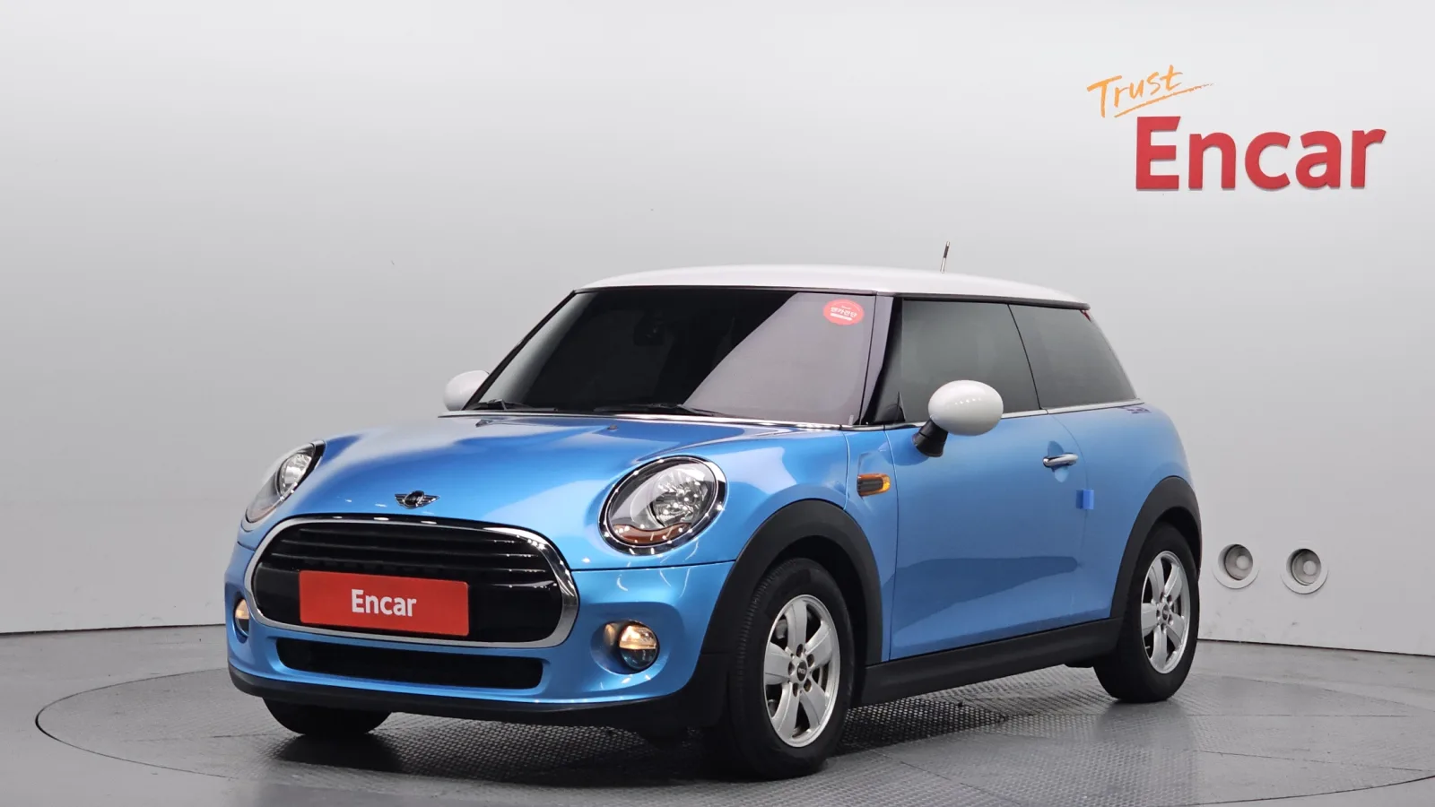 2017 MINI Cooper