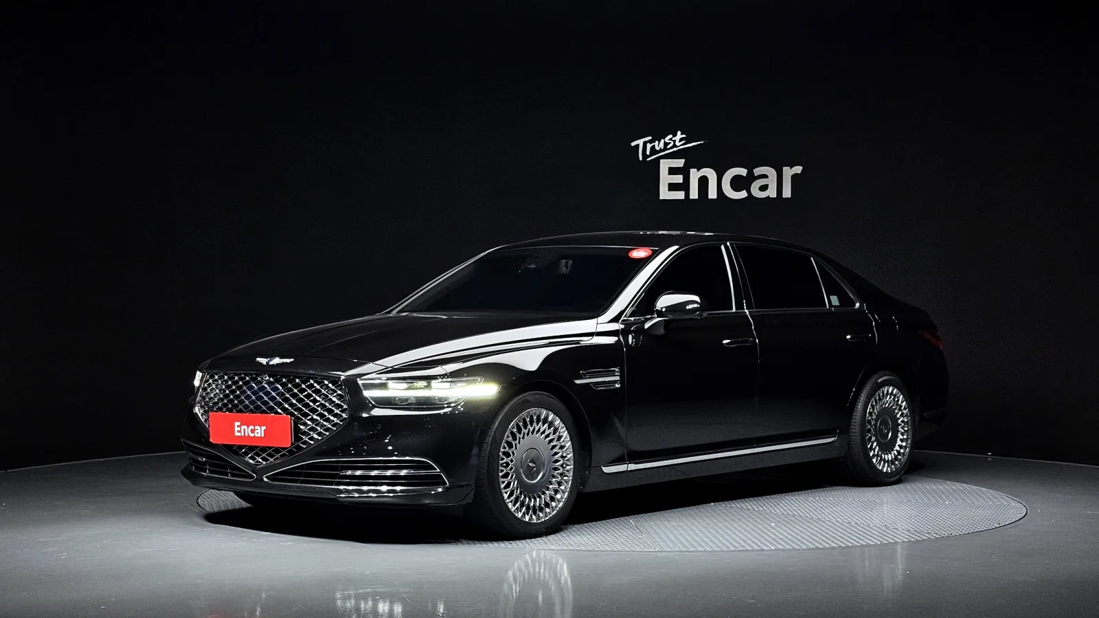 2019 Genesis G90